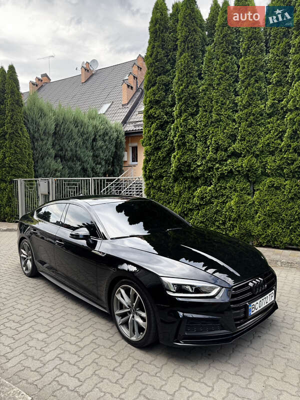 Купе Audi A5 2019 в Львові