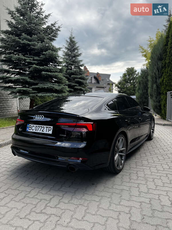 Купе Audi A5 2019 в Львові