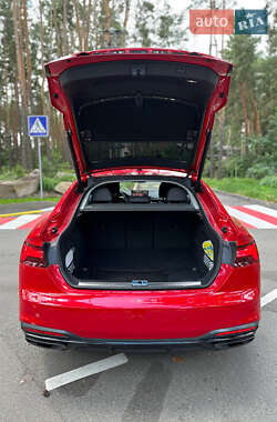 Лифтбек Audi A5 2022 в 