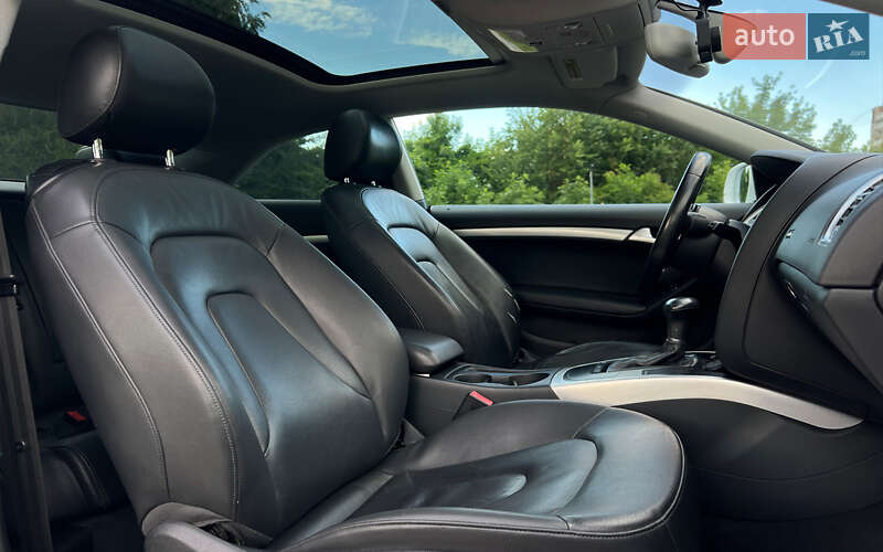 Купе Audi A5 2012 в Львове