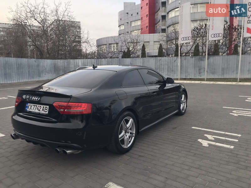 Купе Audi A5 2009 в Харкові