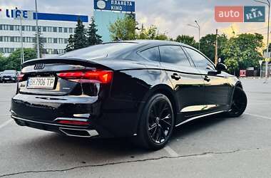 Лифтбек Audi A5 2022 в 