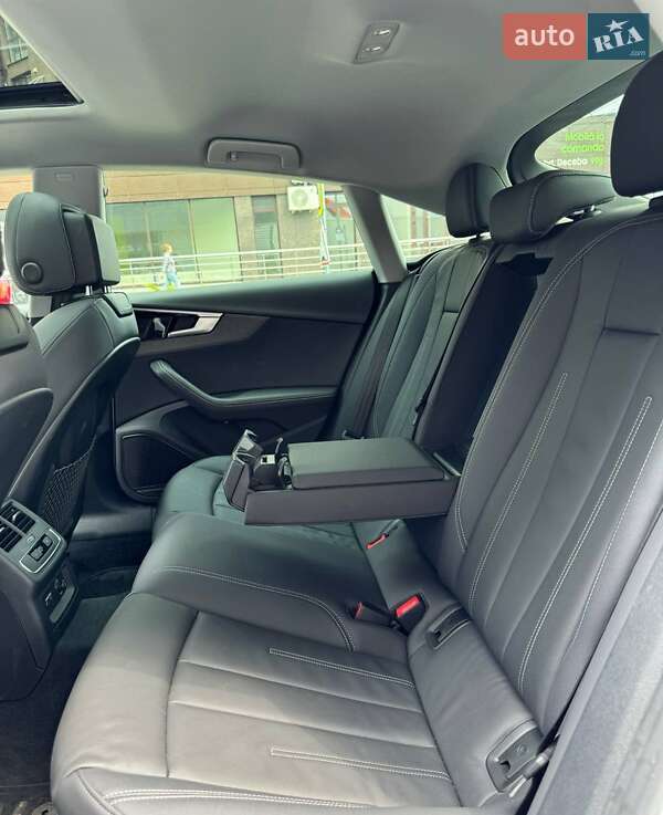 Лифтбек Audi A5 2021 в Одессе