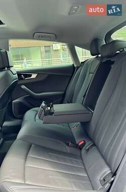 Лифтбек Audi A5 2021 в 