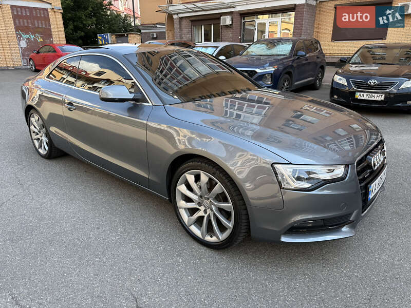 Купе Audi A5 2013 в 