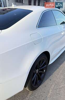 Купе Audi A5 2015 в 