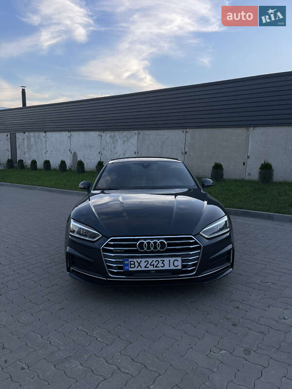 Купе Audi A5 2017 в 