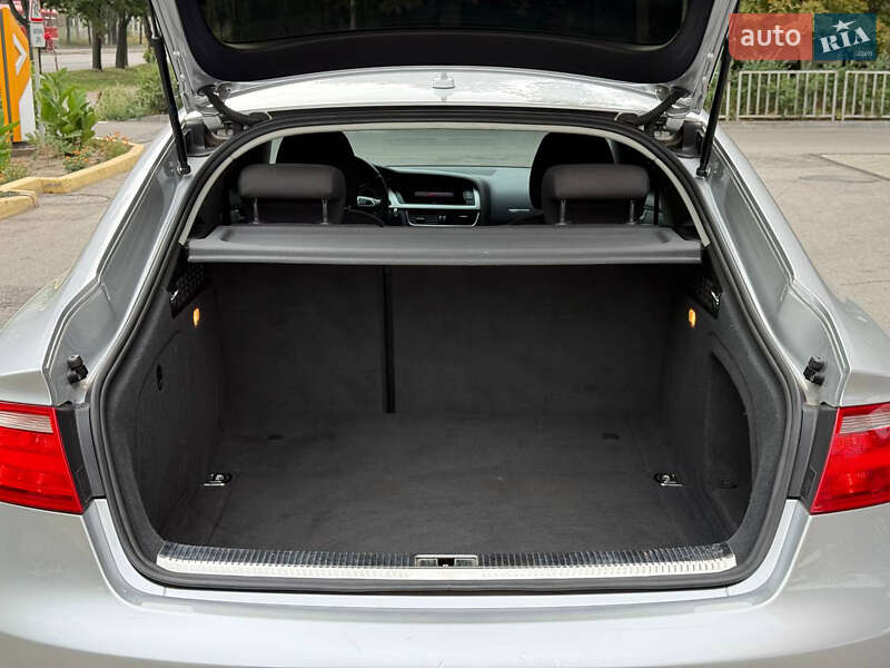 Купе Audi A5 2012 в Днепре