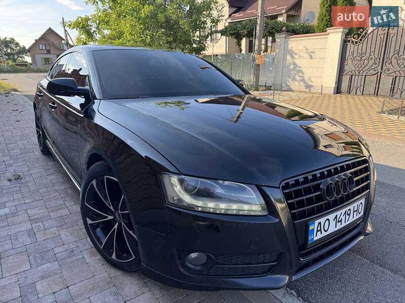 Купе Audi A5 2009 в 