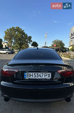 Купе Audi A5 2011 в 