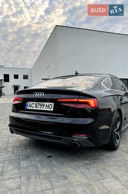 Лифтбек Audi A5 2017 в 