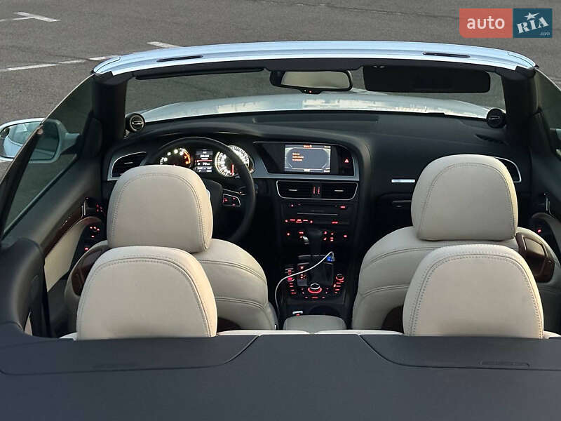 Кабриолет Audi A5 2010 в Киеве