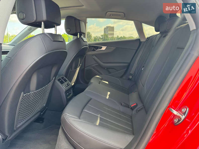 Лифтбек Audi A5 2022 в Киеве