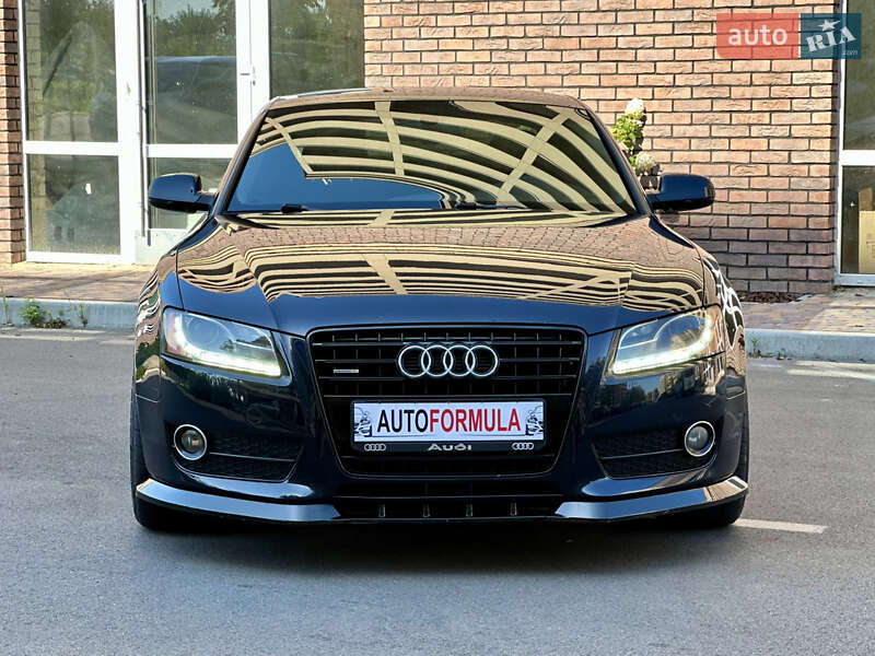 Купе Audi A5 2011 в Киеве