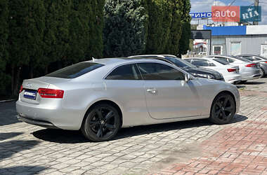 Купе Audi A5 2011 в 