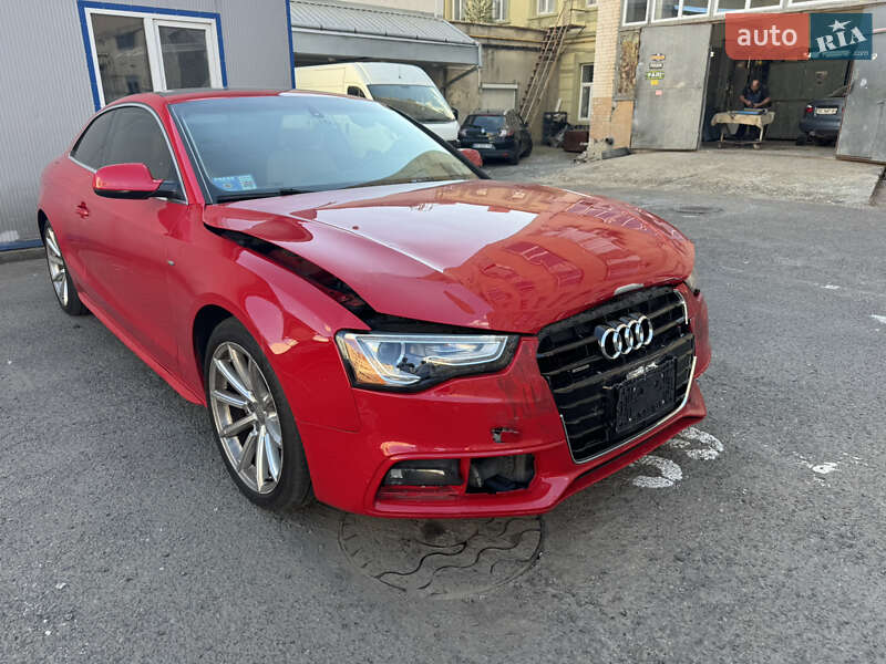 Купе Audi A5 2015 в 