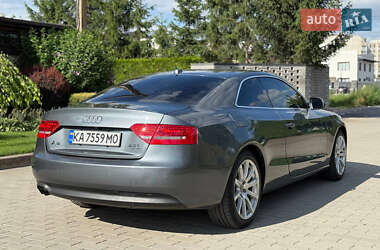 Купе Audi A5 2011 в 