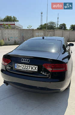 Купе Audi A5 2011 в 