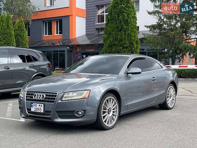 Купе Audi A5 2011 в Киеве