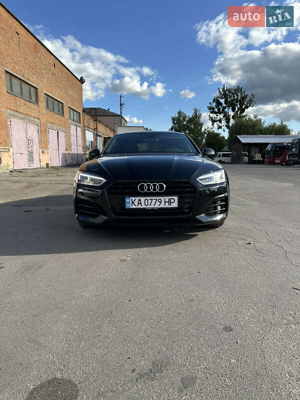 Купе Audi A5 2018 в Києві