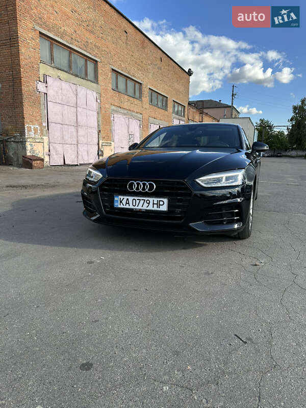 Купе Audi A5 2018 в Києві