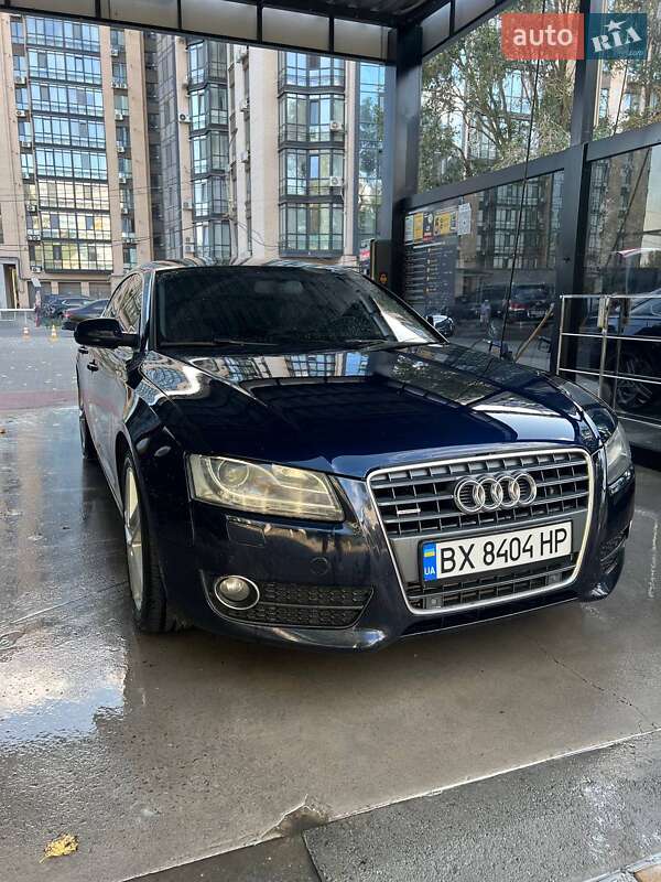Купе Audi A5 2010 в Днепре
