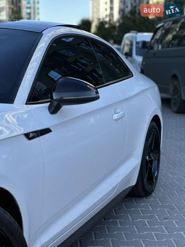 Купе Audi A5 2017 в Киеве