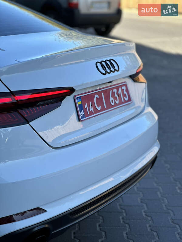 Купе Audi A5 2017 в Киеве