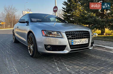 Купе Audi A5 2010 в 