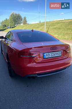 Купе Audi A5 2011 в 