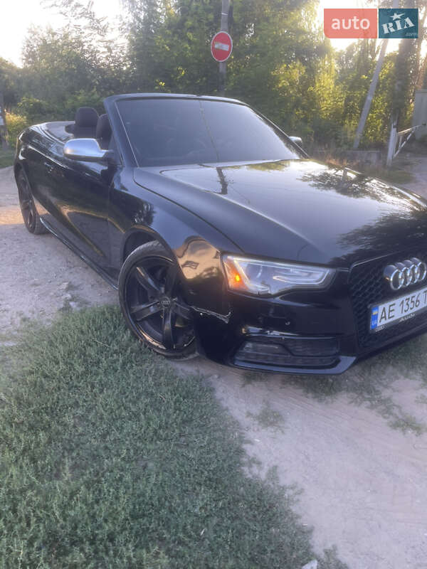 Кабриолет Audi A5 2015 в Днепре