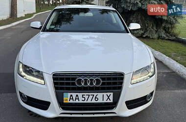 Купе Audi A5 2010 в 