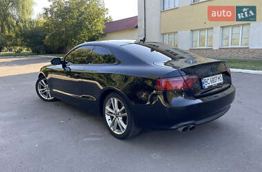 Купе Audi A5 2010 в 