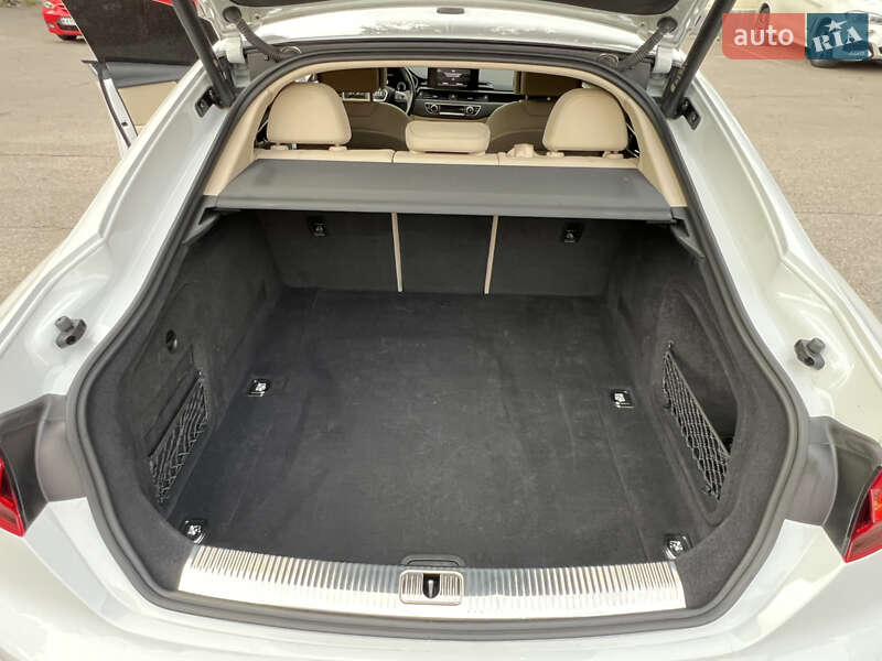 Лифтбек Audi A5 2021 в Киеве фото 47 Лифтбек Audi A5 2021 в Киеве