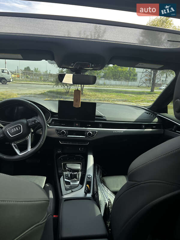 Лифтбек Audi A5 2022 в Запорожье