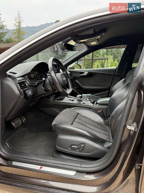 Купе Audi A5 2017 в Киеве