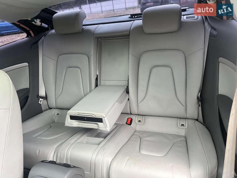 Купе Audi A5 2012 в Львові