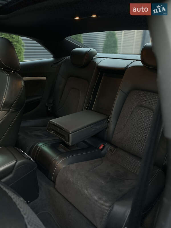 Купе Audi A5 2012 в Софиевской Борщаговке