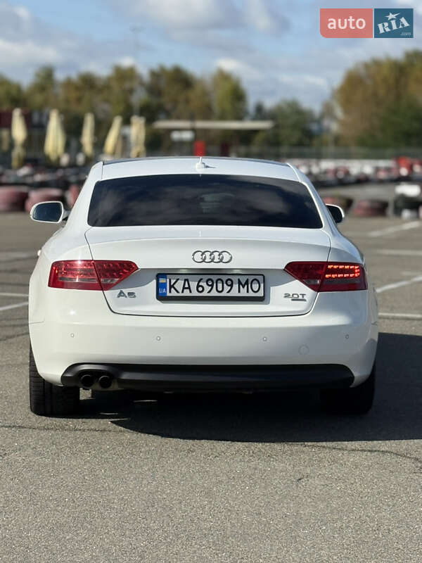 Купе Audi A5 2011 в Киеве