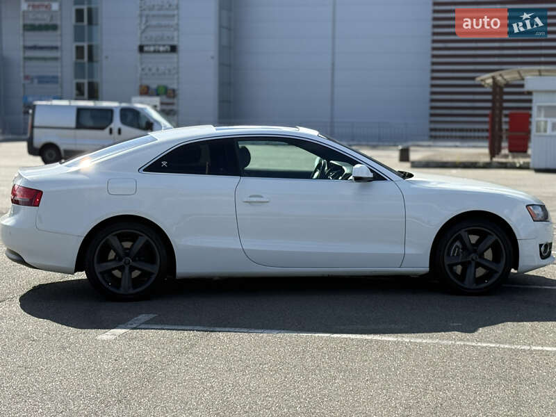 Купе Audi A5 2011 в Киеве