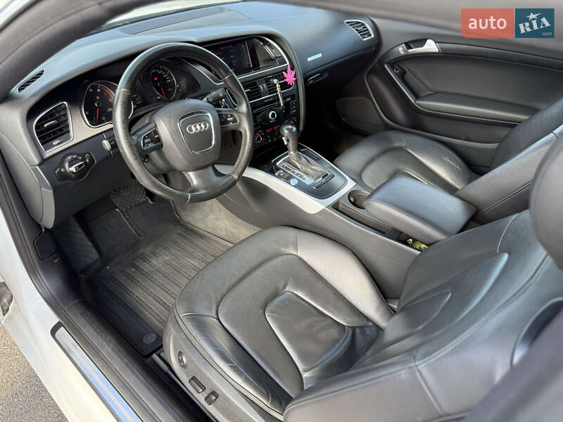 Купе Audi A5 2011 в Киеве