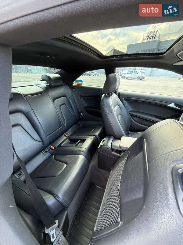 Купе Audi A5 2011 в Киеве