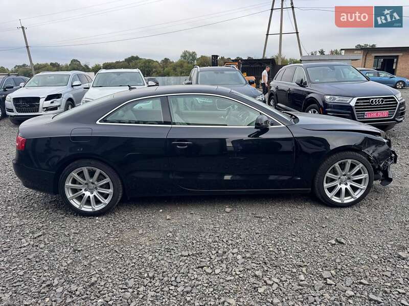 Купе Audi A5 2011 в Луцке
