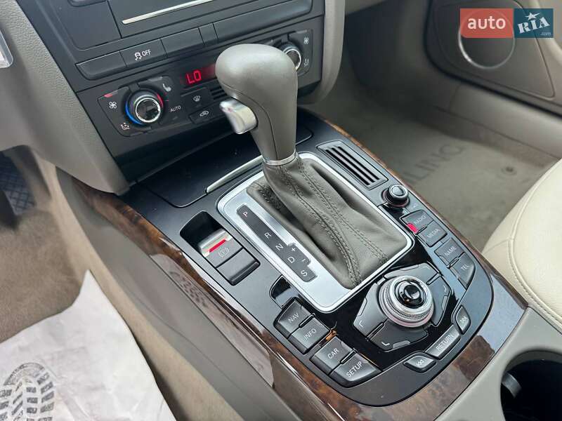 Купе Audi A5 2011 в Луцке