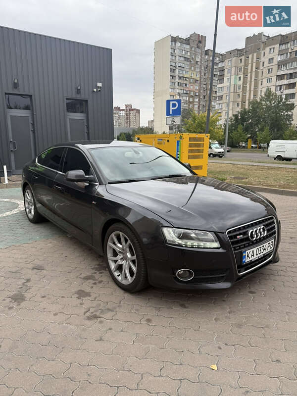 Купе Audi A5 2010 в Києві
