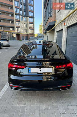 Лифтбек Audi A5 2022 в 