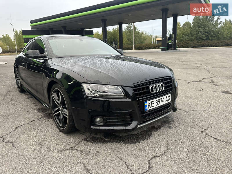 Купе Audi A5 2010 в Днепре