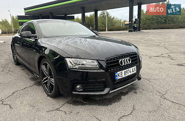 Купе Audi A5 2010 в 