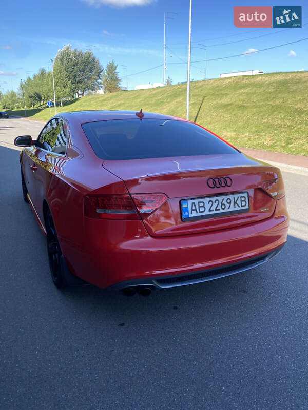 Купе Audi A5 2011 в Киеве