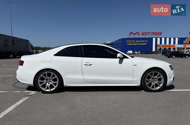 Купе Audi A5 2011 в 